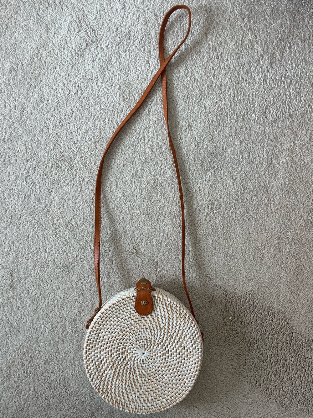 Straw Studios Cream Round Straw Crossbody with Tan Strap - Picture 2 of 5